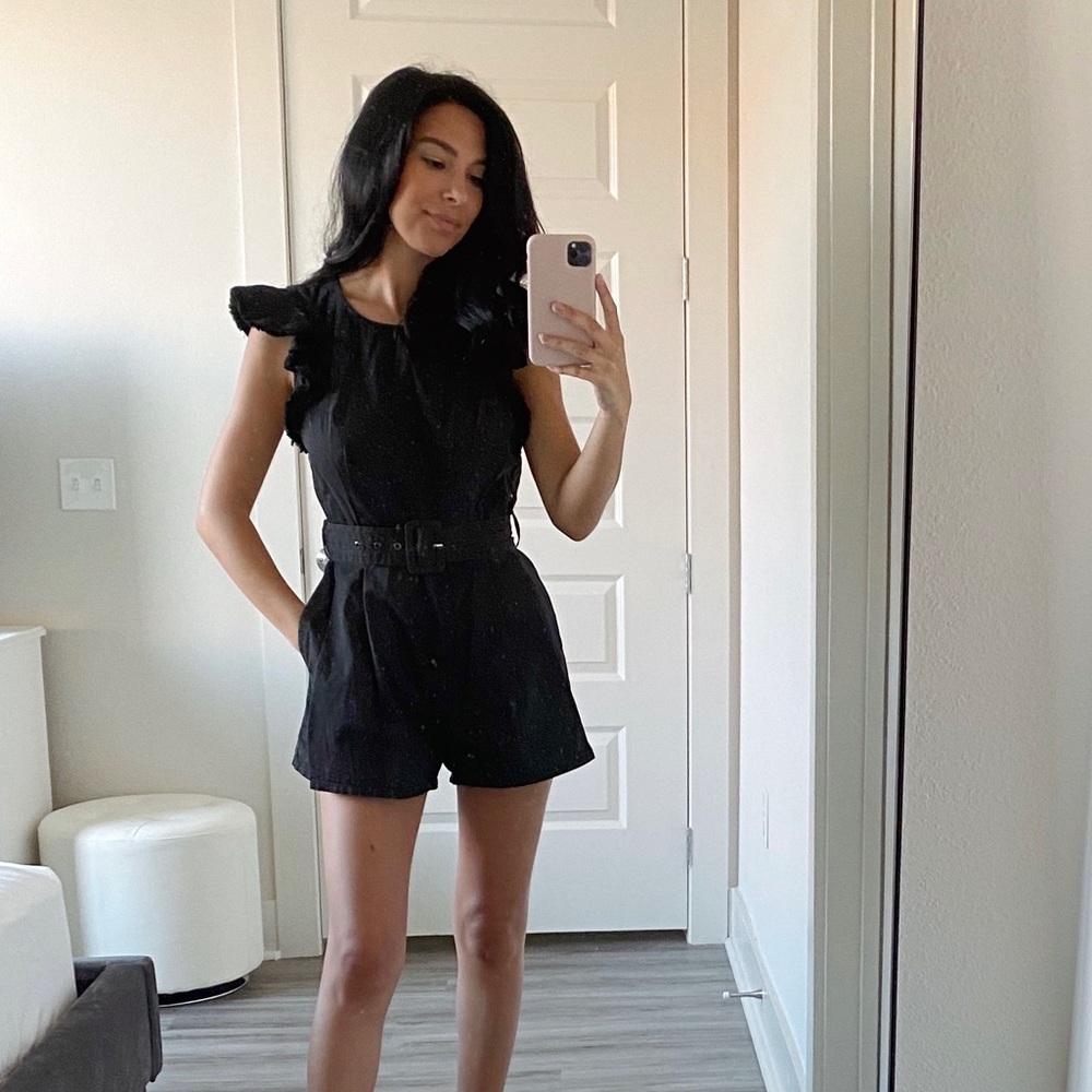 Romper with Ruffle Sleeves